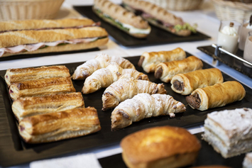 Produkte und Dienstleistungen Stiftung Bühl-Bäckerei-verschiedene lecker belegte Brötchen
