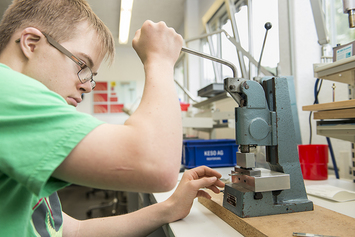 Montagewerkstatt - Stiftung Bühl - Montage Metallverarbeitung