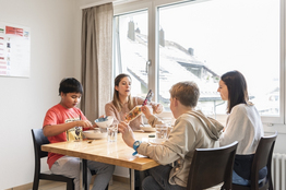 Therapeutische Wohnschulgruppe - Stiftung Bühl - Mittagessen